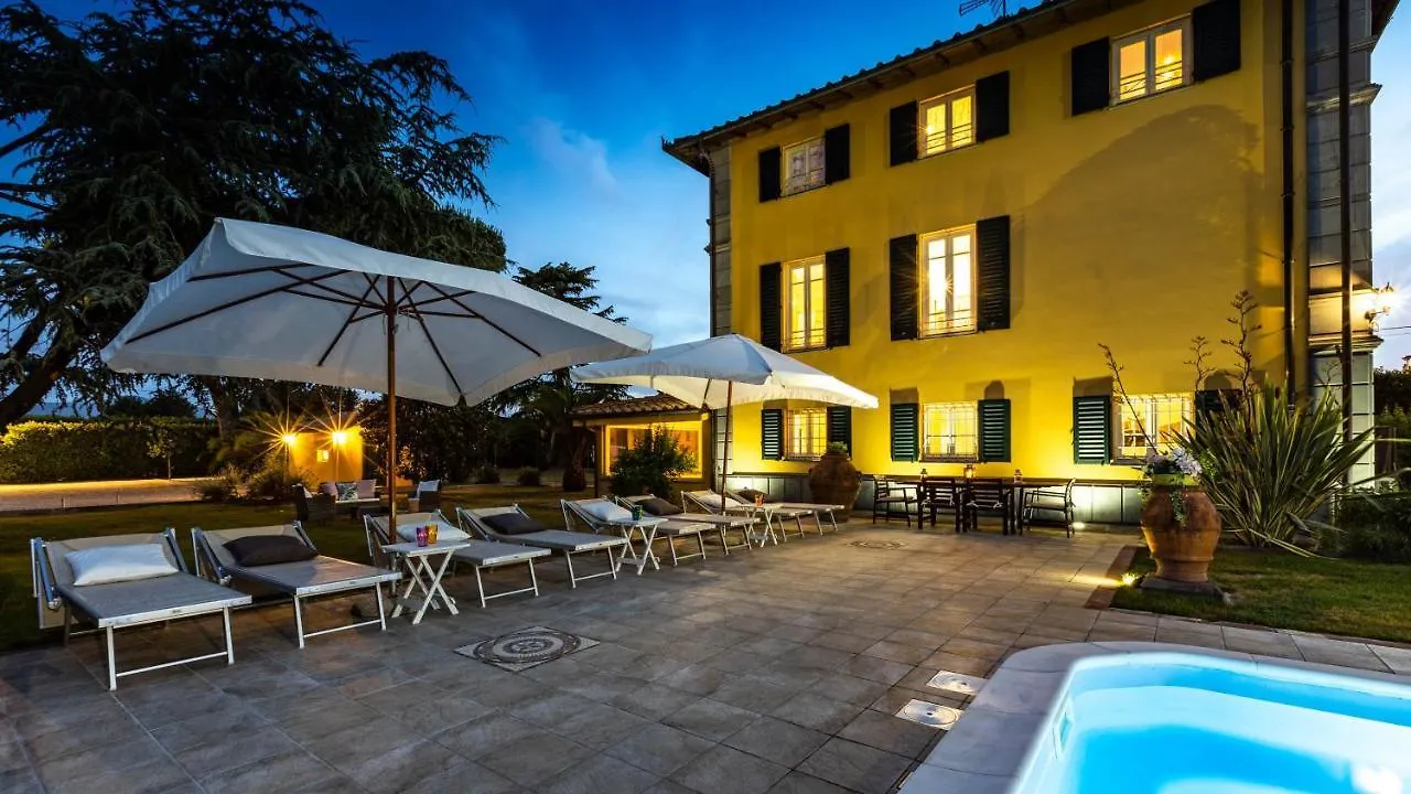 Villa Luigina 8, Emma Villas 卡潘诺里