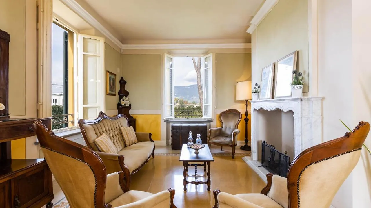 Villa Luigina 8, Emma Villas Capannori