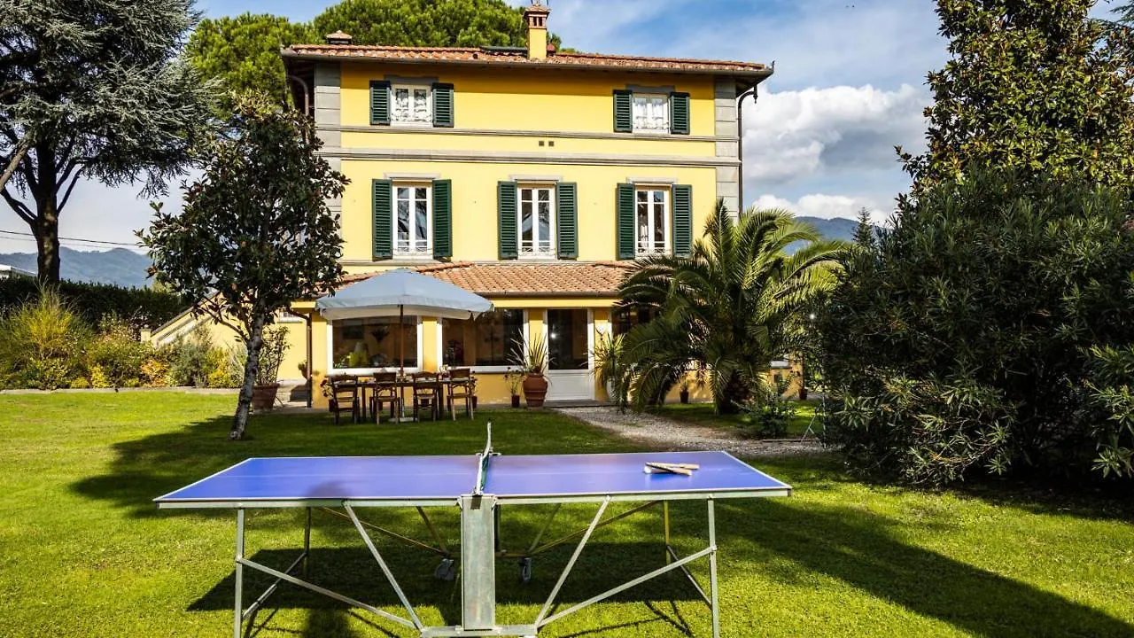 Villa Luigina 8, Emma Villas Capannori Italy